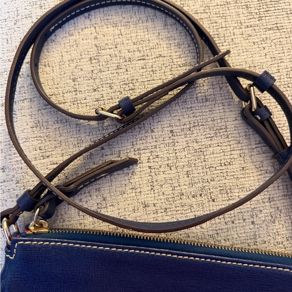 Dooney & Bourke Dark Blue Leather Crossbody Bag EUC 5x81/2 - Picture 7 of 14